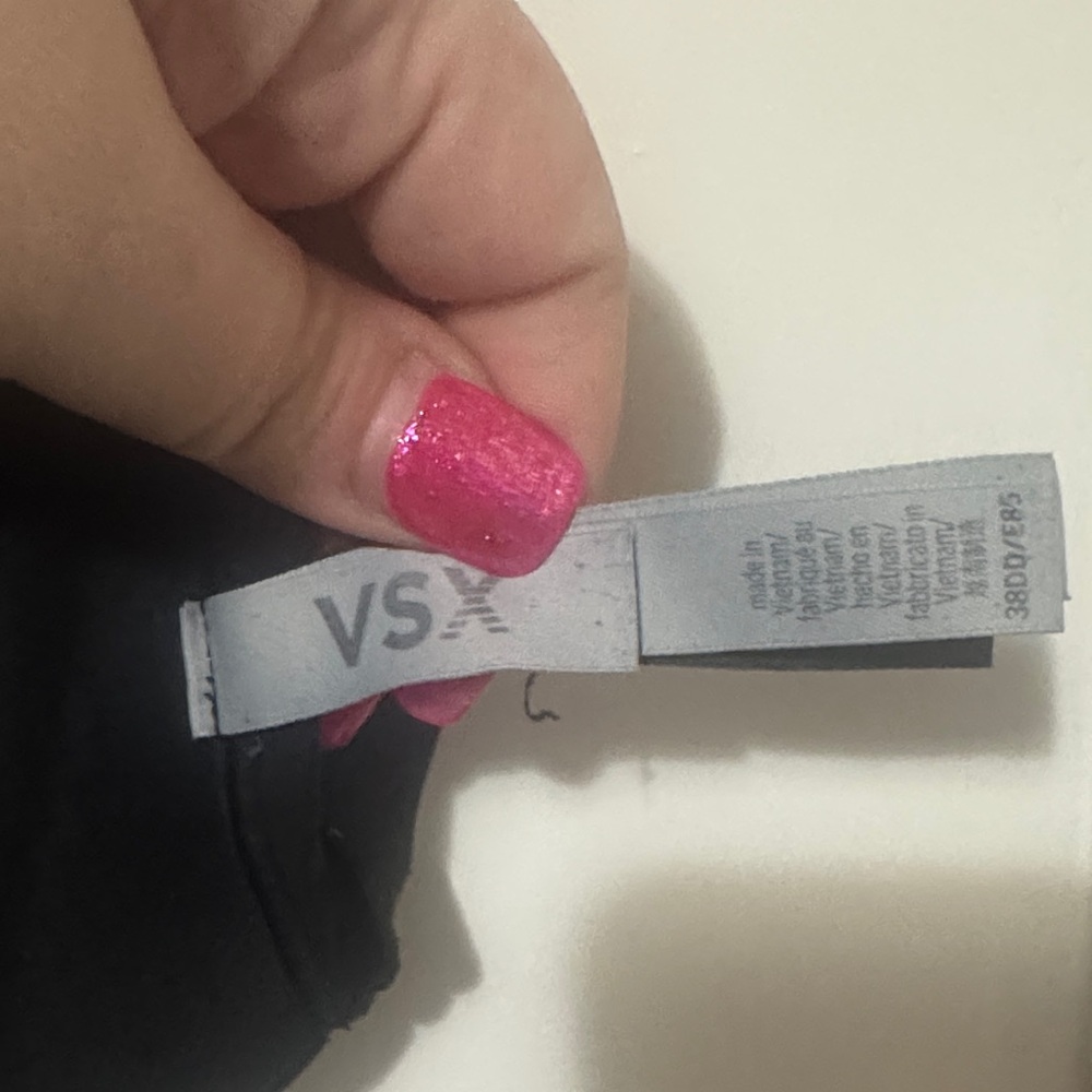 VSX Knockout™ Front-Close Sports Bra
High Impact - Picture 7 of 7